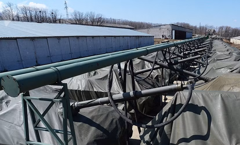 Chính vì vậy những lo ngại về việc Nga đang đưa xe tăng xâm lược Ukraine hay viện trợ cùng lúc cả ngàn chiếc xe tăng cho lực lượng dân quân Donetsk của Ukraine là không có cơ sở. Nếu Moscow có viện trợ xe tăng cho Donetsk đi nữa thì số lượng cũng sẽ chỉ dừng lại ở vài chục chiếc và quá trình này mất khá nhiều thời gian để chuẩn bị. Nguồn ảnh: Sputnik.