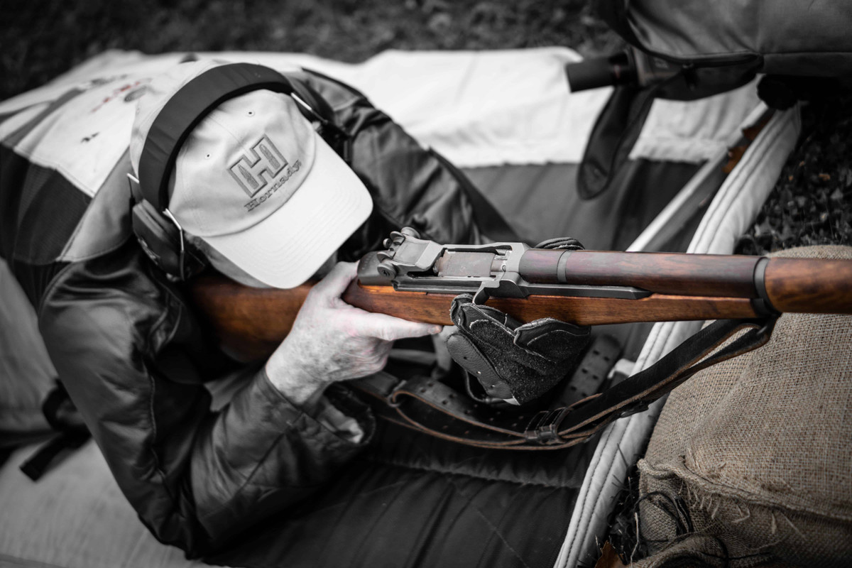 Tuy vậy, súng vẫn còn một số nhược điểm như là súng trường bán tự động nên tốc độ bắn không cao (so với súng liên thanh), hộp đạn còn quá ít (8 viên một hộp). Nguồn ảnh: criterionbarrels.com