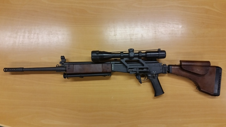 Súng có tầm bắn hiệu quả 300m với thước ngắm cơ khí và 500m với kính ngắm quang học. Ảnh: kalia.