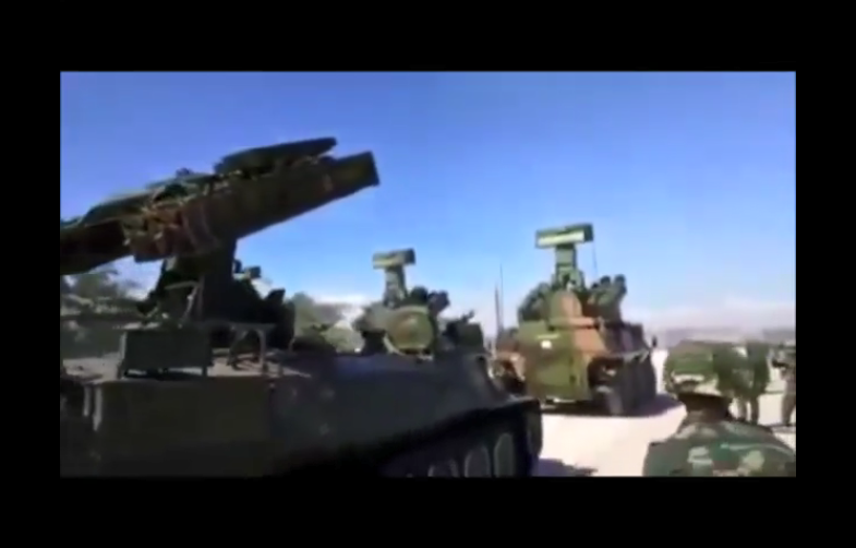 Theo đó cả 9K35 Strela-10 và Tianlong 6 đều đóng vai trò là “cái ô” bảo vệ đội hình xe tăng, bộ binh trong hành quân hoặc đóng vai trò bảo vệ cho các tổ hợp phòng không tầm trung và tầm xa. Hiện tại vẫn chưa rõ số lượng 9K35 Strela-10 có trong biên chế Quân đội Lào và thông tin về chúng cũng cực kỳ ít ỏi. Nguồn ảnh: MAF.