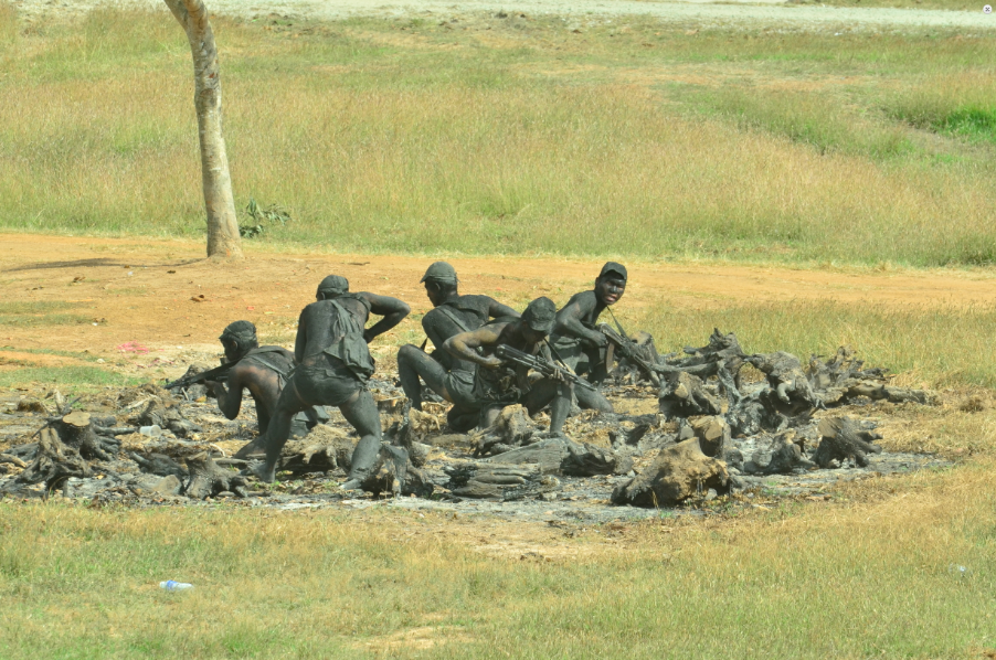 Bộ đội đặc công ngụy trang trong phối hợp hiệp đồng binh chủng trong diễn tập huấn luyện trong năm 2018. Nguồn ảnh: Báo Quân khu 7.