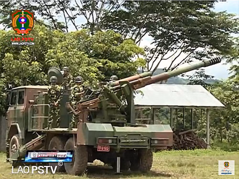 Từ những điểm trên có thể thấy nhiều khả năng Lào đã sử dụng những ưu điểm trong thiết kế của CS/SH-1 cho chương trình hiện đại hóa pháo D30 122mm vốn đã ít ỏi của nước này, biến chúng thành các cỗ pháo tự hành đầy uy lực. Nguồn ảnh: Lao PSTV.