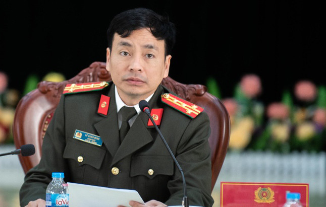 Trong thời gian hơn 2 năm làm Giám đốc Công an tỉnh Hoà Bình, đại tá Lê Xuân Minh cũng chỉ đạo phá nhiều vụ án được dư luận chú ý như vụ bắt giữ đối tượng liều lĩnh cướp đi số tiền hơn 200 triệu đồng tại Chi nhánh Ngân hàng Nông nghiệp và Phát triển nông thôn (Agribank) ở huyện Lạc Sơn năm 2020; tỷ lệ phá án thành công của Công an tỉnh Hoà Bình năm 2020 và 2021 cũng rất cao, giúp kéo giảm tình hình tội phạm, đảm bảo tốt an toàn trật tự, an ninh xã hội trên địa bàn tỉnh Hoà Bình.