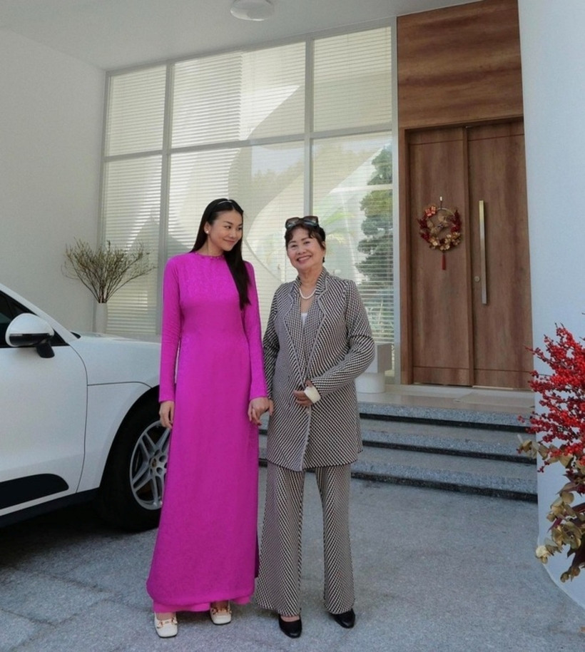 Choang ngop truoc biet thu be the cua Thanh Hang-Hinh-5