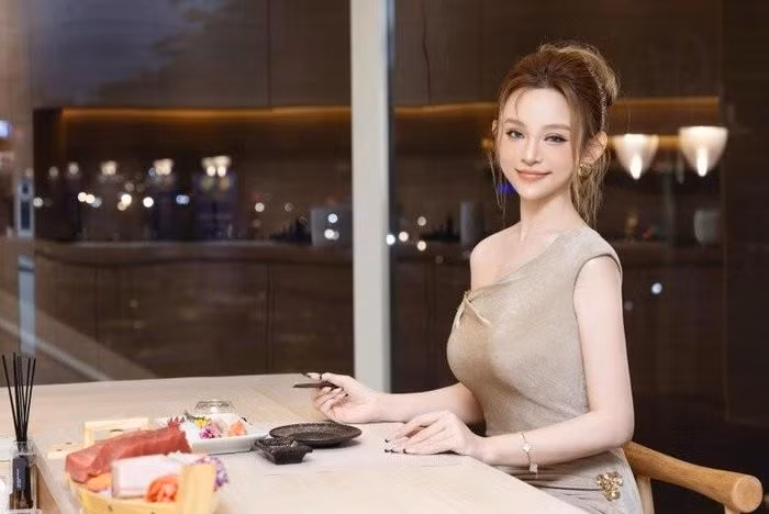 Co ngoi ngan nguoi ao uoc cua Huyen Baby-Hinh-5