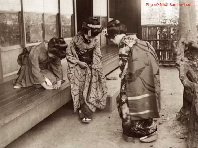 Lễ nghi chào hỏi có từ lâu đời ở Nhật Bản. Ảnh QQ.