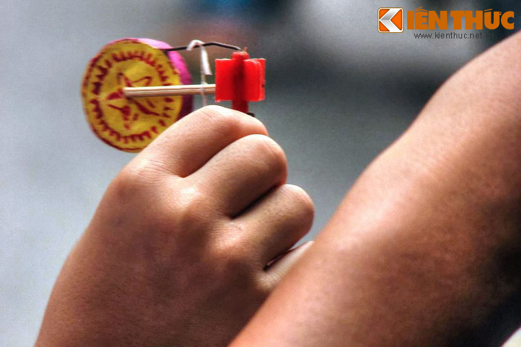 Chữ “bỏi” trong chứng bệnh “tầm bỏi” kể trên chính là một từ cổ chỉ “cậu nhỏ” của trẻ con. Nói rộng ra thì bỏi là những thứ nhỏ, thuộc về trẻ con.