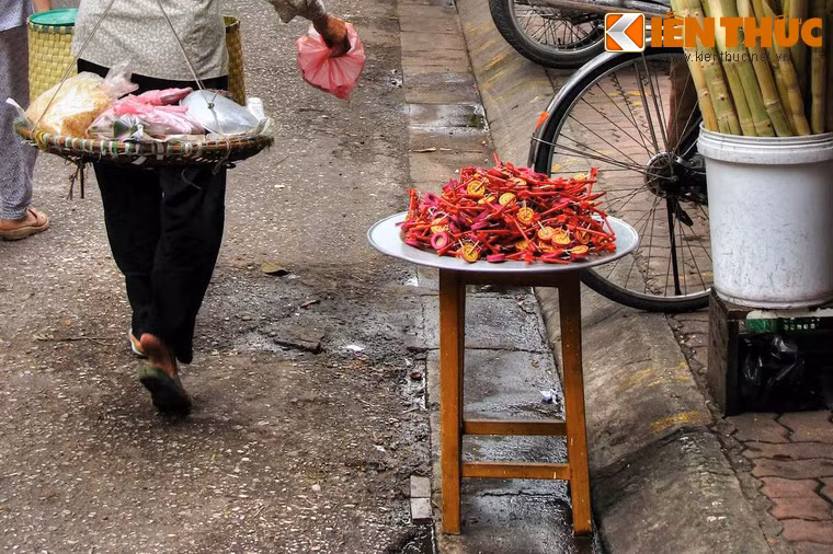 Trong khoảng hai thập niên trở lại đây, món đồ chơi này được sản xuất ngày càng ít dần do trẻ em chuyển dần sự hứng thú sang các món đồ chơi ngoại. Nếu không có những biện pháp bảo tồn, có thể trống bỏi sẽ đứng trước nguy cơ biến mất như rất nhiều đồ chơi dân gian khác...