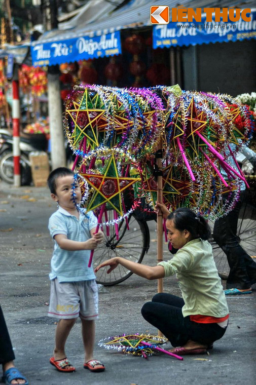 Vị vua này làm như vậy để tôn vinh những tấm lòng nhân ái. Và điều đặc biệt là những người dự hội chỉ là các em nhỏ. Vua nói rằng, trẻ em có tâm hồn trong sáng và chân thành, không mặt nạ nào che giấu được. Chúc cho các em trưởng thành và mang lại hạnh phúc cho người khác...