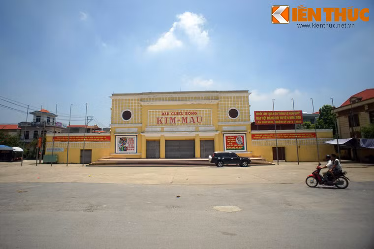 Hiện nay, có hàng ngàn người con của mảnh đất Ninh Bình đang sinh sống và làm việc ở hai tỉnh Bạc Liêu và Cà Mau. Họ đã góp phần quan trọng trong việc vun đắp tình đoàn kết giữa nhân dân ba tỉnh Ninh Bình - Bạc Liêu - Cà Mau.