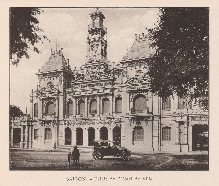 Dinh Xã Tây (UBND TP HCM). Ảnh: Ludovic Crespin.