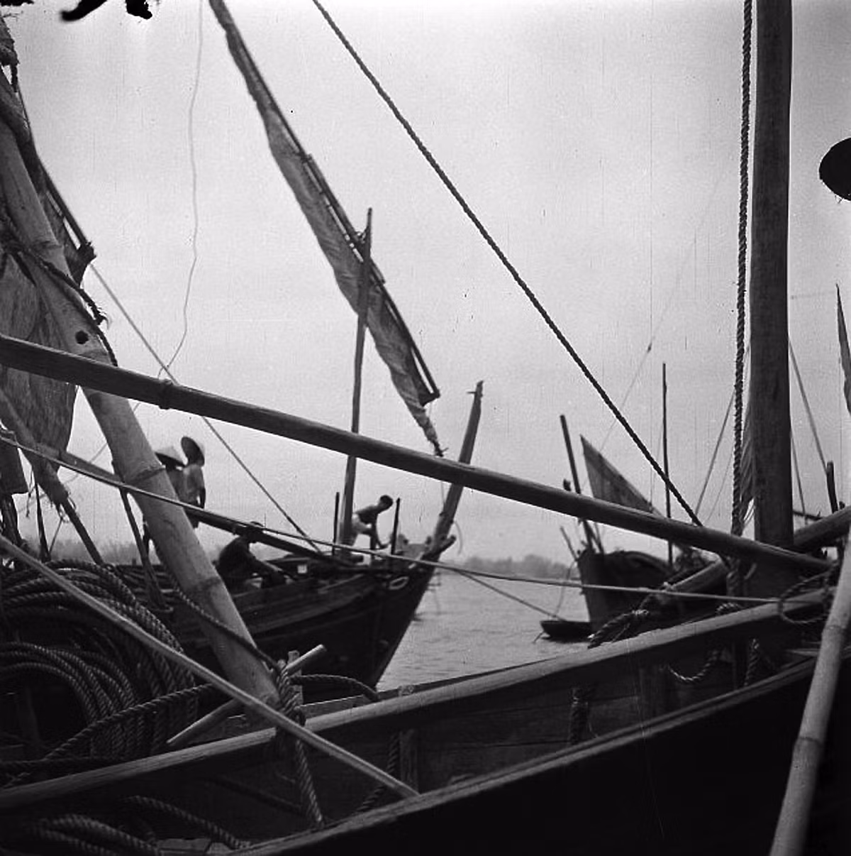 Góc nhìn từ một con thuyền. Ảnh: Michel Huet/ Getty.