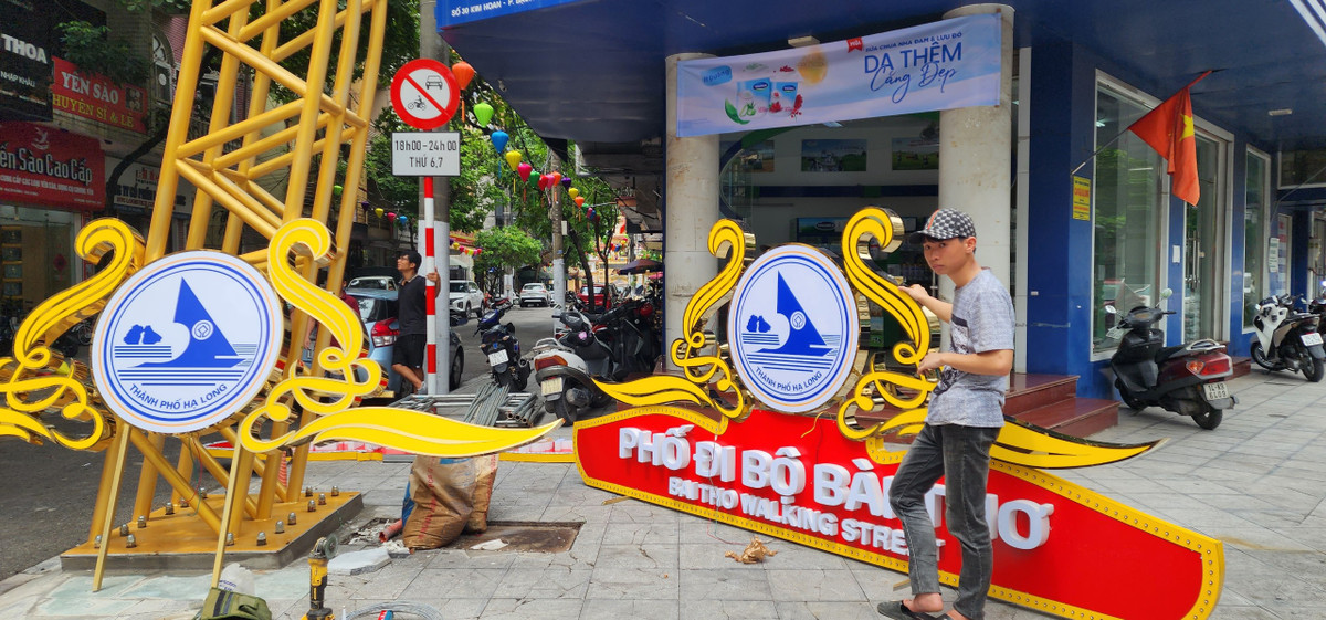 Chủ tịch UBND TP Hạ Long Nguyễn Tiến Dũng cho biết, nếu như hình thành tuyến phố đêm, phố đi bộ ở khu vực phố Long Tiên sẽ tạo ra một không gian văn hóa mới nhằm mục đích duy trì được các nét văn hóa truyền thống đã có từ lâu đời cũng như tạo thành một địa chỉ thu hút không chỉ người dân địa phương mà cả du khách trong nước, du khách quốc tế.