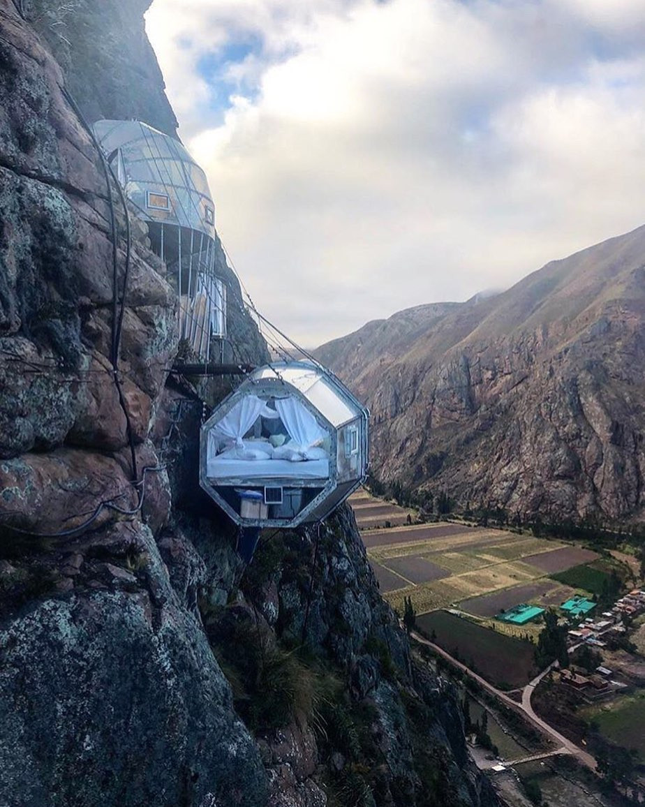 Thach thuc long can dam voi khach san lo lung tren nui-Hinh-13