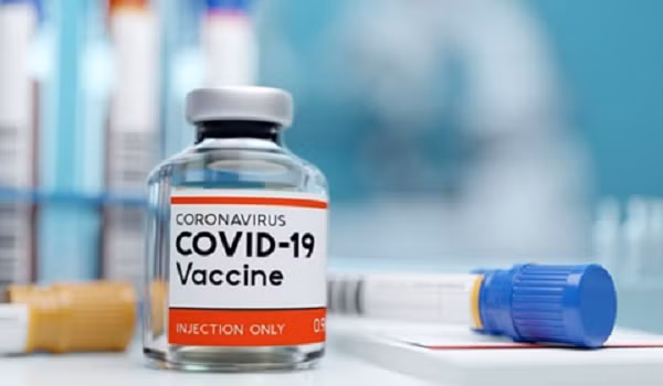 Với việc người dân đi nước ngoài cần liên thông dữ liệu của tiêm vắc-xin này với các nước. Như vậy, cần có thêm chứng nhận đã tiêm vắc-xin và chứng nhận này phải được chuẩn hóa với dữ liệu của quốc tế.