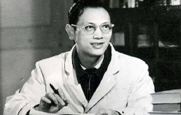 Tuy đội điều tra gặp sự cố nghiêm trọng, nhưng đã phát hiện ra một cơ sở vật chất kỹ thuật còn nguyên vẹn, trong đó có rất nhiều thiết bị. Người ta đã tiến hành kiểm tra các thiết bị này và phát hiện ra Ngọc bội song ngư.