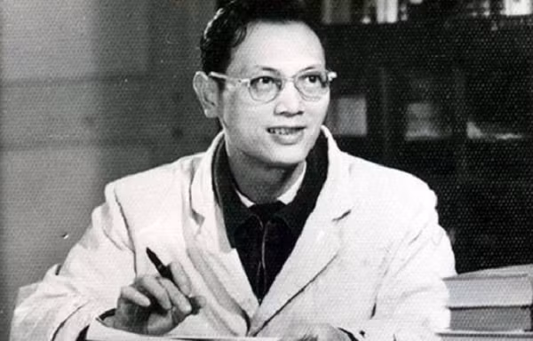 Tuy đội điều tra gặp sự cố nghiêm trọng, nhưng đã phát hiện ra một cơ sở vật chất kỹ thuật còn nguyên vẹn, trong đó có rất nhiều thiết bị. Người ta đã tiến hành kiểm tra các thiết bị này và phát hiện ra Ngọc bội song ngư.