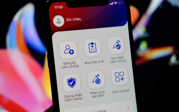 "Toàn bộ dữ liệu tiêm chủng do Bộ Y tế quản lý, được lưu trữ tại cơ sở dữ liệu của Bộ Y tế, đảm bảo an toàn bảo mật, tính minh bạch và đồng bộ. Dữ liệu về người tiêm trước khi triển khai hệ thống sẽ được tiếp tục nhập liệu lên hệ thống, đảm bảo có giấy chứng nhận tiêm chủng nhanh nhất", đại diện của Viettel Solutions phản hồi.