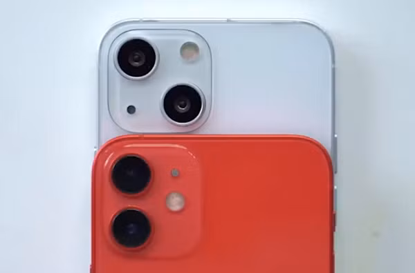 Nhiều tin đồn cho biết, Apple có thể tích hợp viên pin lớn hơn vào dòng iPhone 2021 để đáp ứng các yêu cầu cao hơn về thời lượng pin của màn hình 120Hz và modem 5G mới. Theo dự kiến, Apple sẽ ra mắt dòng sản phẩm iPhone 13 vào tháng 9 năm nay.