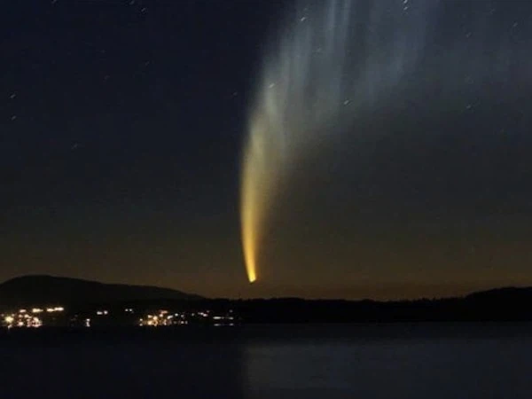 Mỗi năm có hàng trăm sao chổi được tạo ra ngoài vũ trụ nhưng chỉ có những sao chổi lớn và có chu kỳ đặc biệt được chú ý, như sao chổi Halley nổi tiếng chẳng hạn.