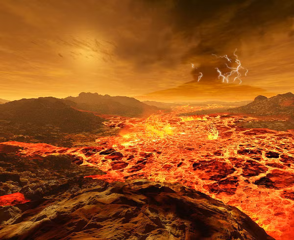 Hiện tại chỉ có Trái Đất và mặt trăng Io của Sao Mộc được xác định là còn hoạt động địa chất, nhưng mặt trăng Io có hoạt động "quá khích" – sự phun trào liên tục của hàng trăm núi lửa – nên không sống được.