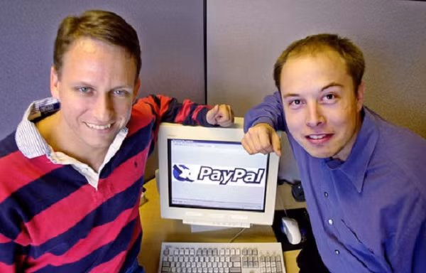 Tỷ phú công nghệ tiết lộ Kanye West, rapper nổi tiếng, là cảm hứng của ông. Ông nhiều lần công khai ca ngợi rapper này. Năm 2015, đích thân Musk viết một đoạn tiểu sử ngắn về Kanye trên tạp chí Time cho danh sách 100 người có ảnh hưởng nhất thế giới.