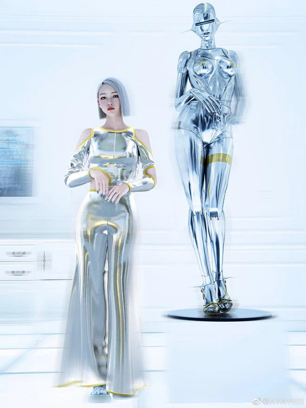 Sau khi trở nên nổi tiếng, công ty đã tổ chức hàng loạt hoạt động check-in, thu hút không chỉ fan hâm mộ mà còn hàng loạt những KOL khác tại Trung Quốc.