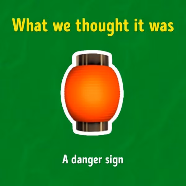 Biểu tượng như một cảnh báo nguy hiểm này thực chất là một chiếc đèn izakaya – loại đèn lồng bằng giấy đỏ truyền thống của Nhật Bản, thường được treo bên ngoài các nhà hàng, quán bar nhỏ tại quốc gia này.