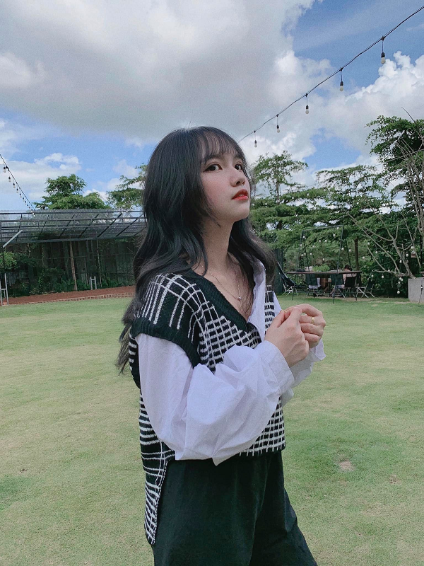 Tuy thích chơi game và dành nhiều thời gian cho game online nhưng nữ game thủ Minh Trân này vẫn giữ được thành tích học tập đáng nể.