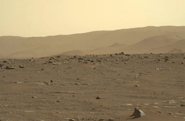 Quang cảnh “đường chân trời”, đất đá trên sao Hỏa được chụp bởi camera Mastcam-Z.