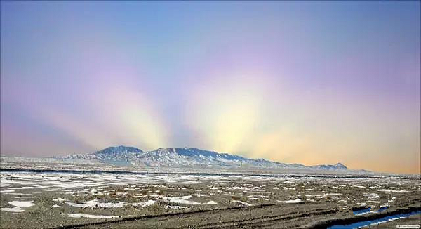 Đội Hoàng, Trung Quốc được xem là "kinh đô của Phật", vì nơi đây không chỉ có nhiều cảnh Phật mà còn vì có bức tượng "Phật ngủ" do thiên nhiên tạo thành ở bờ sông Đội Hoàng.