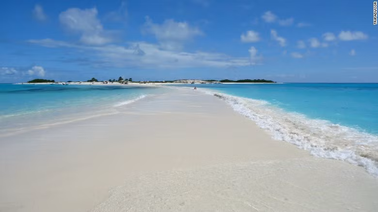 Bãi biển Cayo de Agua trong vườn quốc gia Los Roques, Venezuela.