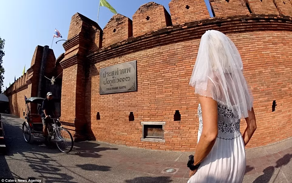 Pavlina cho biết cô đã ly hôn cách đây hơn 2 năm vì cuộc sống vợ chồng không hạnh phúc.