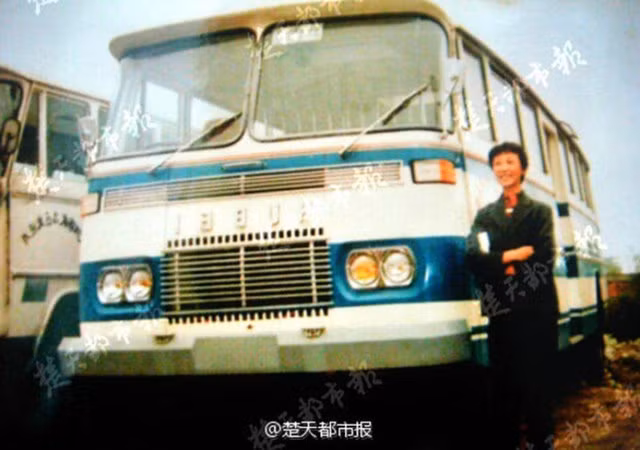 Nhiều người nghĩ rằng tự lái xe sẽ là thách thức rất lớn đối với cặp vợ chồng cao tuổi, nhưng bà Chen thực sự bắt đầu lái xe từ năm 1970. Họ đã tới Tây Tạng hai lần và dự định sẽ tới châu Âu vào năm sau.