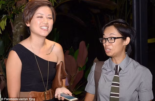 Khách mời chắc hắn không muốn nhìn thấy bộ dạng của họ như trong bộ ảnh cưới thảm họa này.