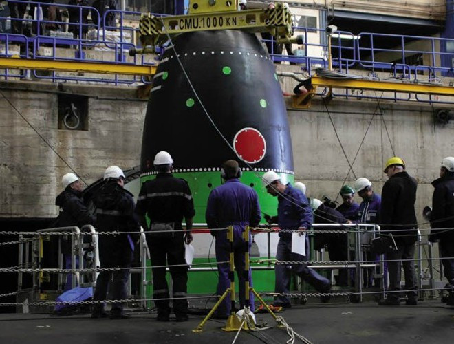 Những vũ khí của Pháp thường được sản xuất với độ tinh vi phức tạp đồng nghĩa với việc giá cả cũng khá đắt đỏ. Ước tính giá của những quả tên lửa này có khi lên tới 20 triệu euro một quả, nếu chúng mang tối đa 10 đầu đạn hạt nhân.