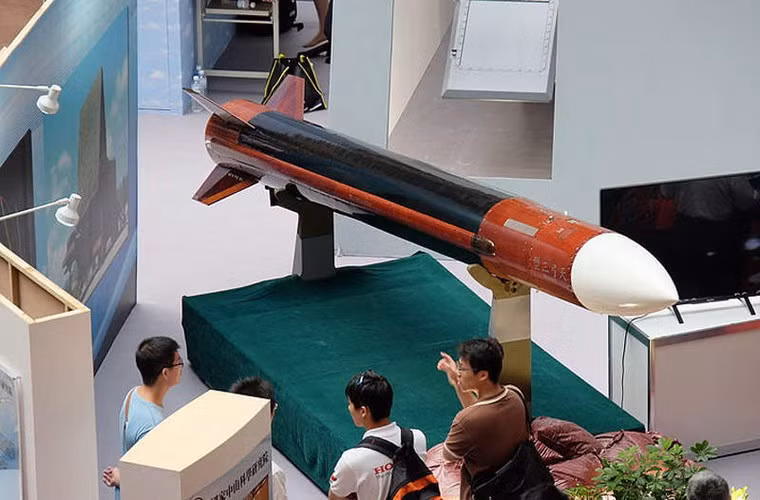 Cơ quan Thủy sản đảo Đài Loan đã ra thông báo về thời gian và địa điểm tiến hành các vụ phóng thử tên lửa để cảnh báo tàu cá tránh xa khu vực.