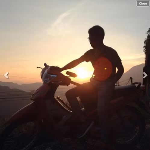 Tuy nhiên, nếu xâu chuỗi những thông tin được lan truyền và phản ứng của Quảng trong suốt những ngày qua, có thể thấy khá nhiều điểm mâu thuẫn. Đặc biệt trong một đoạn clip một nam thanh niên đến thăm Quảng trong bệnh viện, có hỏi Quảng về hành động vừa qua, chàng trai Nghệ An vẫn chia sẻ thoải mái, bám sát vào câu chuyện "hy sinh cánh tay cứu bạn". Huy còn cho rằng cậu hành động như vậy vì tin vào nhân quả "Mình mất cái này thì sẽ được cái khác". Lời cuối, Quảng cho biết không muốn chia sẻ thêm nhiều về hành động của mình, chỉ cám ơn người thân, cư dân mạng đã quan tâm đến cậu trong suốt những ngày qua.