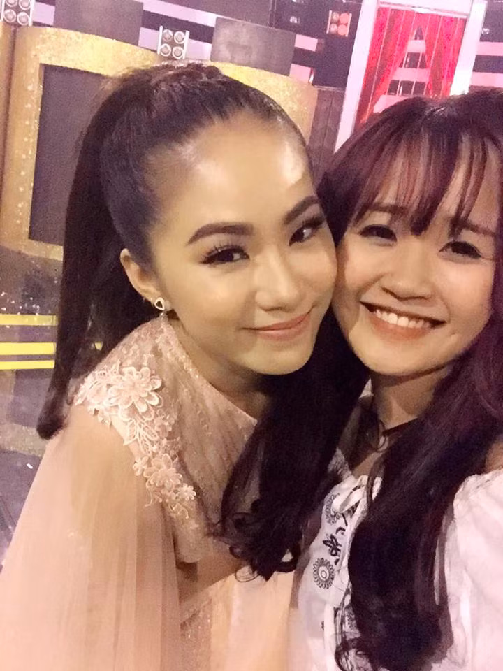 Về những tin đồn cho rằng Bích Thảo cố ý đánh bóng tên tuổi thông qua các clip cover, thậm chí là "dựa hơi" ca sĩ Lương Bích Hữu để được nổi tiếng, 9X Cần Thơ phủ nhận hoàn toàn. Vốn có sở thích ca hát nên cô bạn cho rằng bản thân không đáng nhận những lời chỉ trích, đồn đoán không hay khi làm những điều mình thích.