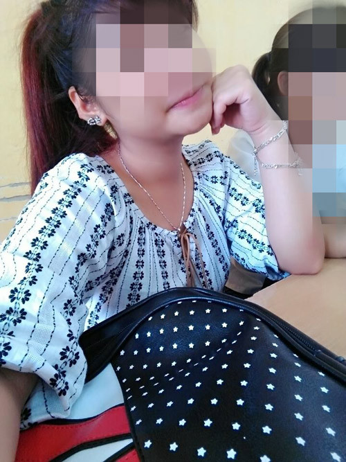 Theo tìm hiểu, cô nữ sinh kể câu chuyện bị đòi lại tình phí sau khi chia tay tên là K.K.K, hiện đang sinh sống và học tập ở Thái Nguyên. Sau khi câu chuyện mà K.K.K kể gây xôn xao mạng xã hội, đã có rất nhiều dân mạng bình phẩm, có người an ủi, người lại chê bai cô dại dột. Để tất cả mọi người hiểu cho hoàn cảnh của mình cũng như những ngày tháng sống trong một thứ "tình yêu khó hiểu", K.K.K đã có đôi lời phân trần, qua đó càng lột tả rõ hơn sự trơ trẽn của nam thanh niên đã từng được cô coi như người yêu.