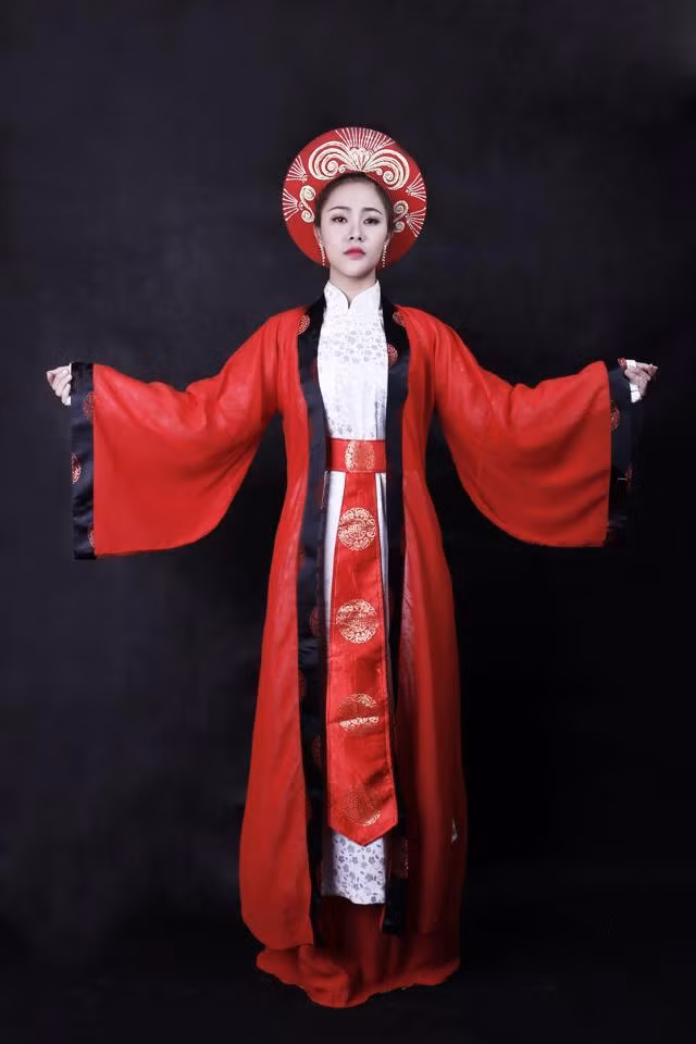 Trước đây, trong thời điểm còn học lớp 12, mới tham gia vào "Những phóng viên vui nhộn", Thạch Thu Huyền từng tiết lộ rằng niềm đam mê nghệ thuật ban đầu chỉ là những sự trải nghiệm nhỏ là một sự mới mẻ mà bản thân muốn thử sức.