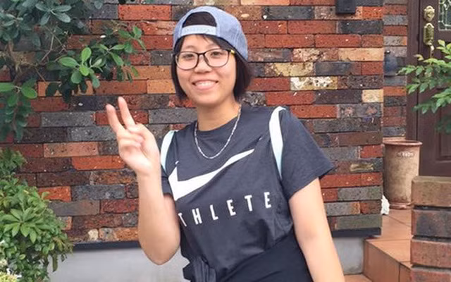 Nhiều trang mạng, nhiều người tỏ ra quan tâm tới đời tư cũng như trình độ học vấn, khả năng, kiến thức thực sự của Quyên, sau đó cất công tìm hiểu và rồi phát hiện ra nhiều sự thật rất bất ngờ. Với những gì Quyên đang có ở hiện tại từ công việc, mức thu nhập cũng như quá trình học tập, tích lũy kinh nghiệm... cô vẫn xứng đáng với một từ nhận xét là "Giỏi" - "Giỏi" trên khía cạnh chuyên môn và định hướng cá nhân của mình.