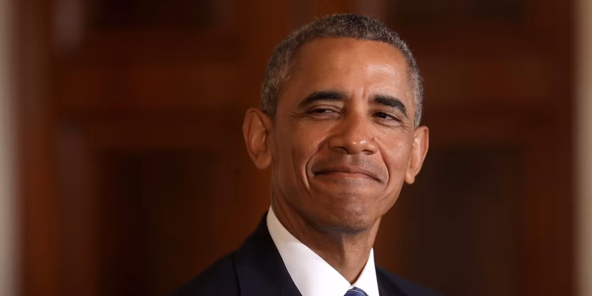 Dùng tiền lương trả nợ khoản vay sinh viên. Khác với nhiều Tổng thống Mỹ có cuộc sống giàu sang, quyên góp tiền lương làm từ thiện, một số ông chủ Nhà Trắng dùng tiền lương để trả nợ những khoản vay từ hồi còn đi học. Tổng thống Barack Obama là một ví dụ về điều này.