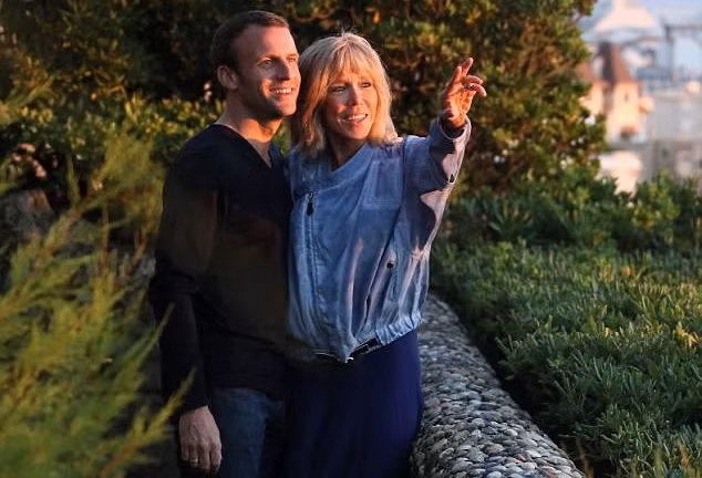 Đối với một bệnh nhân, các bác sĩ giỏi chuyên môn, dù có trụ sở ở Brussels hay Paris cũng đều rút ra các kết luận giống nhau và kê các đơn thuốc tương tự.