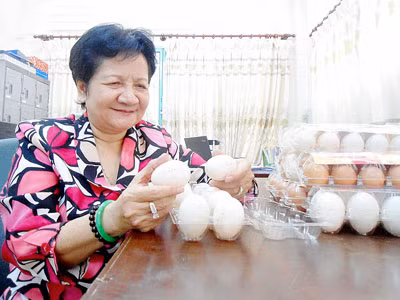 Bi mat it biet cua nu hoang trung mien Tay