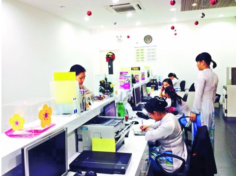 Hoạt động giao dịch tại PGD Tô Hiến Thành.
