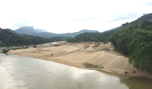 Ho so Cong ty Kien Thinh khai thac cat ngoai pham vi, bi xu phat gan 200 trieu dong