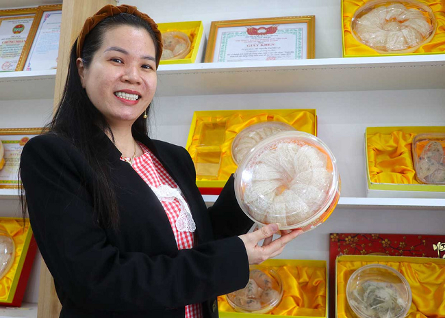 Nuôi loài “nhả” ra đặc sản thượng hạng thu về 2 tỷ đồng/năm Nuoi loai “nha” ra dac san thuong hang thu ve 2 ty dong/nam