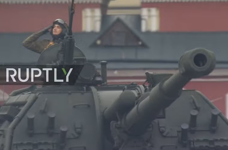 Lựu pháo tự hành 2S19M2 Msta-S. Nguồn ảnh: RT