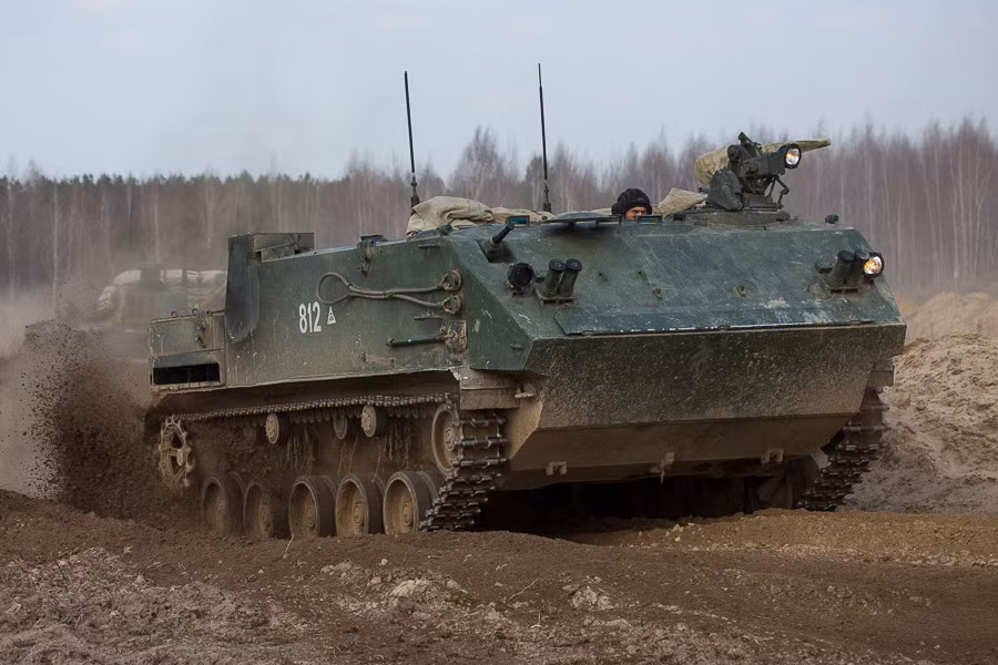 BTR-MDM được thiết kế sử dụng cho các đơn vị đổ bộ/đột kích đường không cũng như Hải quân đánh bộ với nhiệm vụ chính là chở quân, nhiên liệu, đạn dược và cứu thương. Nó có thể cấu hình cho nhiệm vụ như trạm chỉ huy cơ động, liên lạc cơ động, sửa chữa máy móc, hậu cần...Nguồn ảnh: Arms-Expo